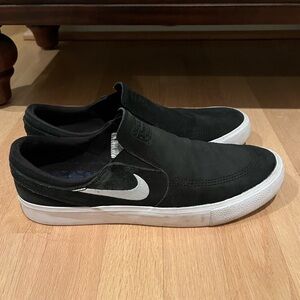 Nike SB Janoski Slip-On